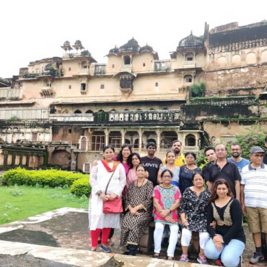 Bundi Group Tour