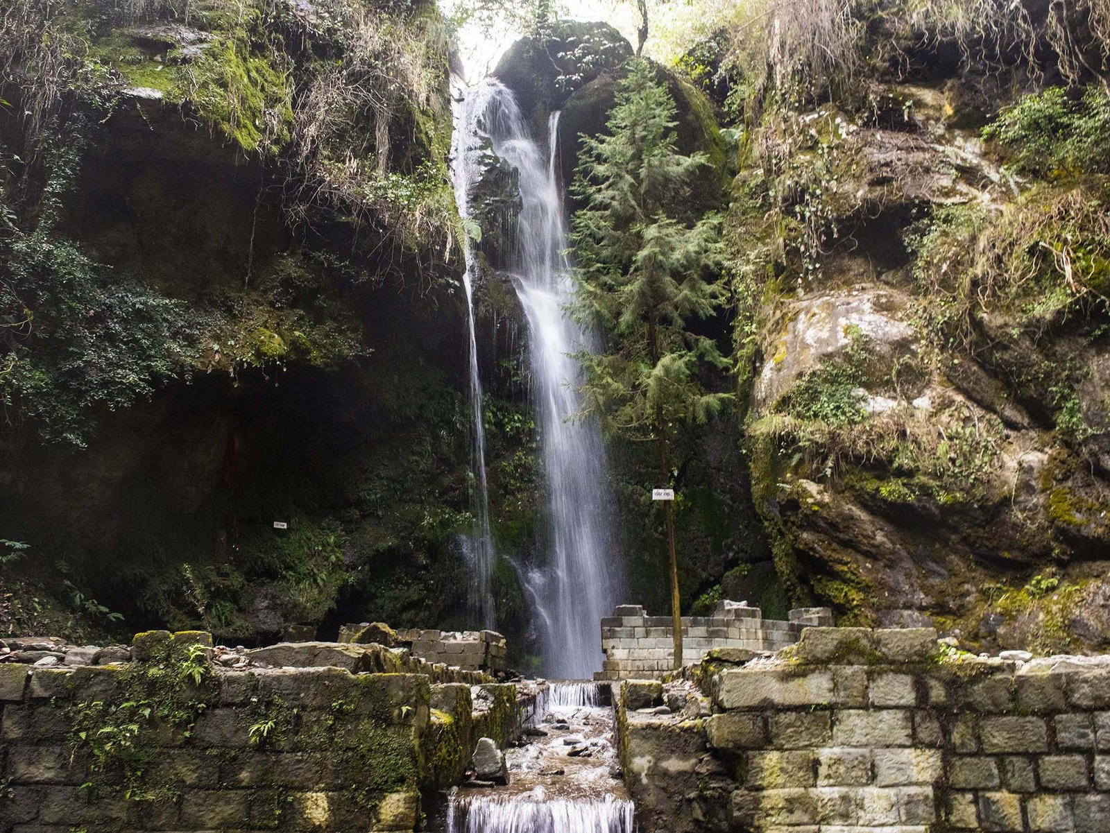 Jibhi Waterfall