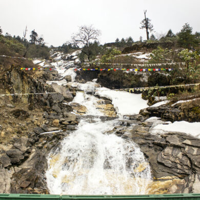 Khanda Waterfall Sikkim