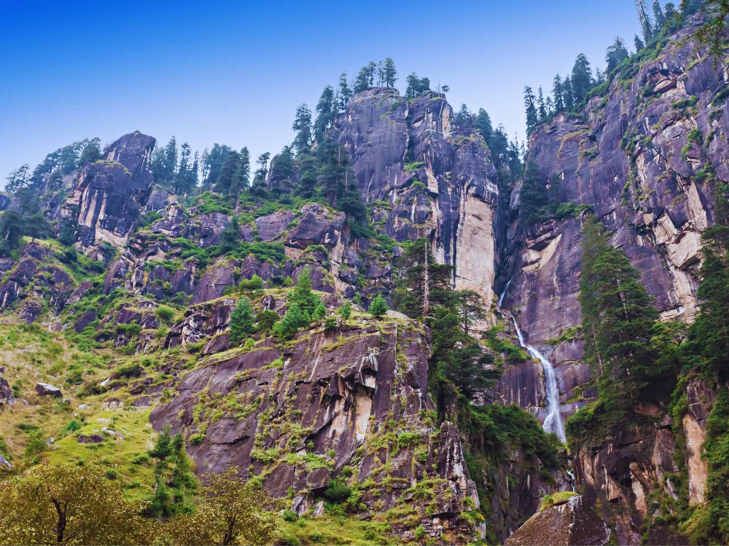 Jogini Waterfall Mountains