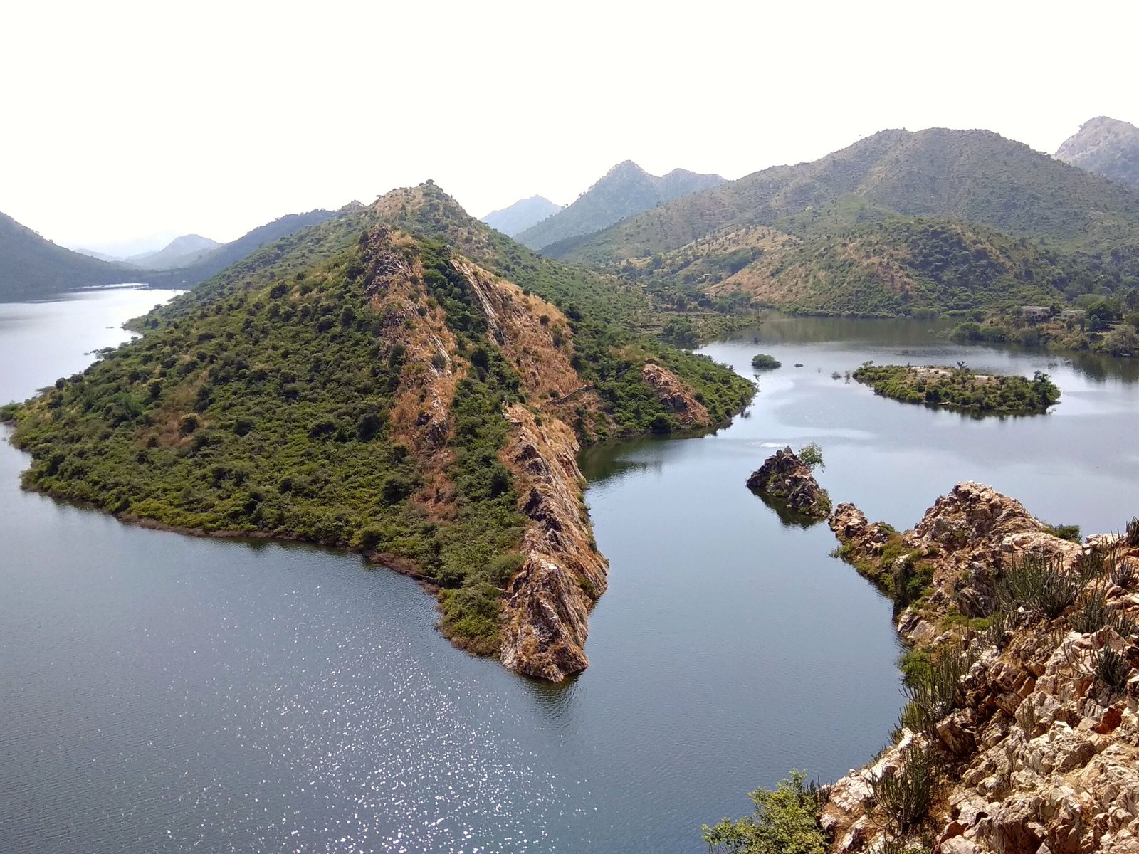 Badi Lake & Bahubali Hill