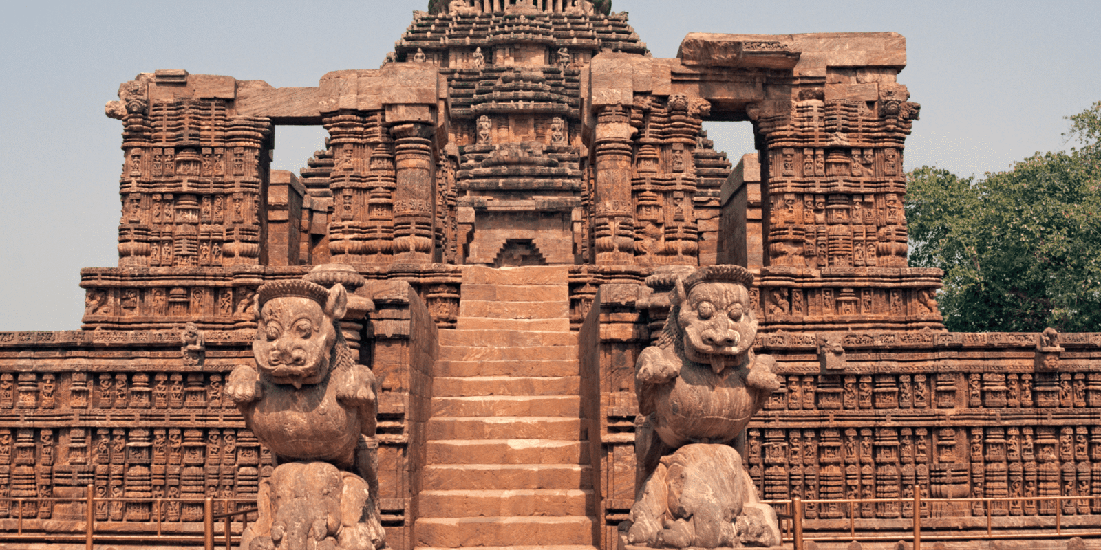 Best time to visit Konark Sun temple